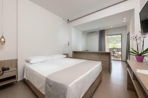 Princess Golden Beach Hotel