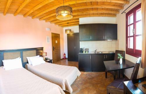Apartamento Lively Studios At Varos Square