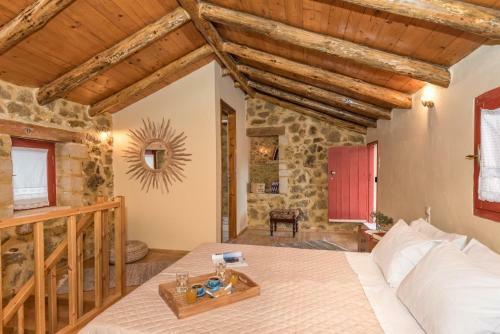 Tsikalaria Villa Sleeps 4