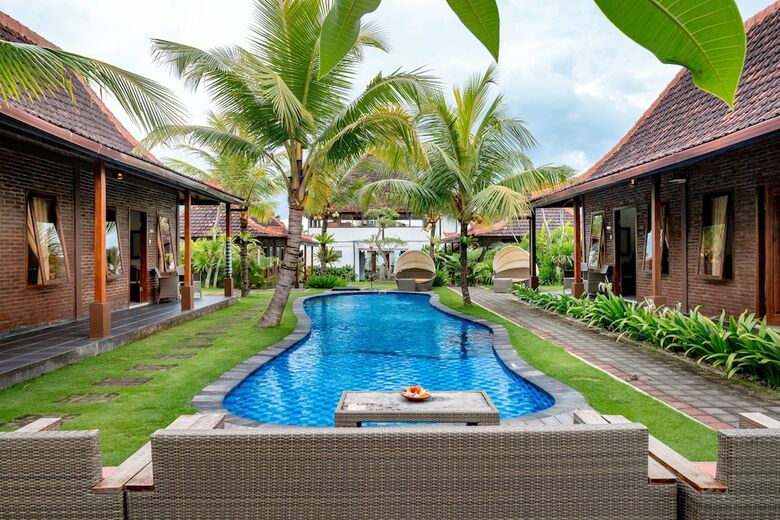 Hotel Sea Medewi Resort
