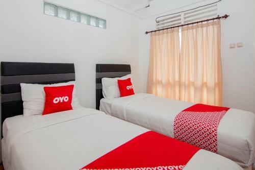 Hotel Oyo 1812 Dg Inn