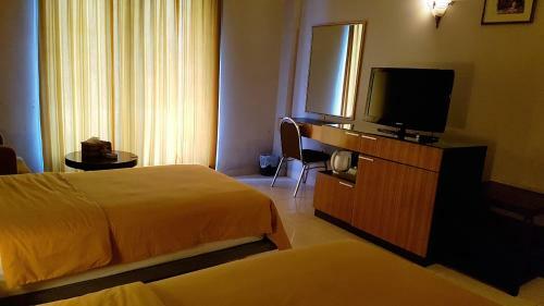 Crown Hotel