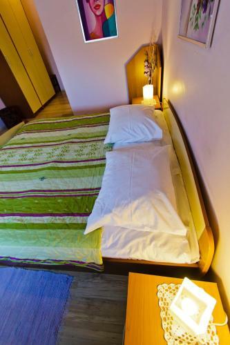 Hostal Guesthouse Les