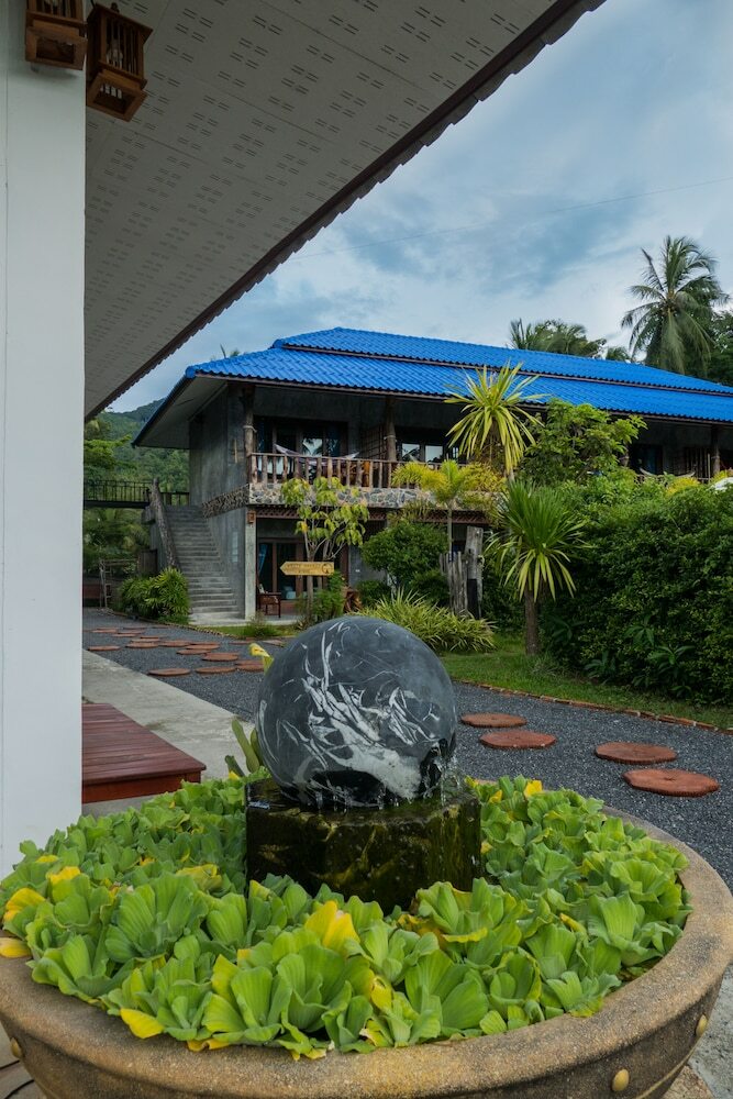 Hotel Wonderland Healing Center