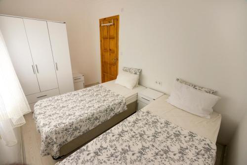 Alanya Villa Sleeps 2 Air Con Wifi