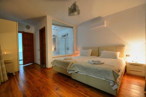 Private Villa Aldora