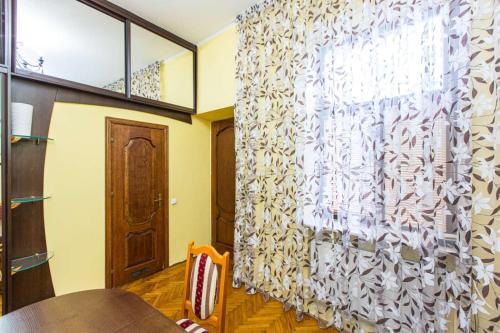Apartment On Gorodotska 67