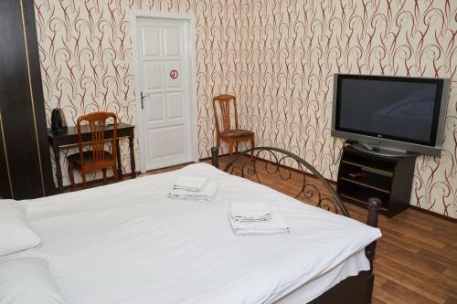Hotel Fortetsya Malehiv