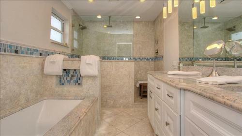 Apartamento Sea Breeze 208 Condo