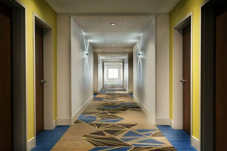 Hotel Holiday Inn Express - Alliance