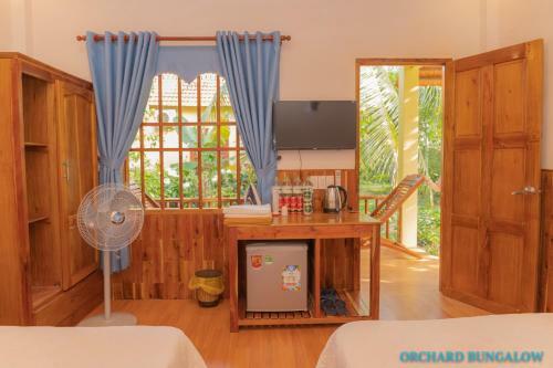Lodge Orchard Fruit Farm Bungalow