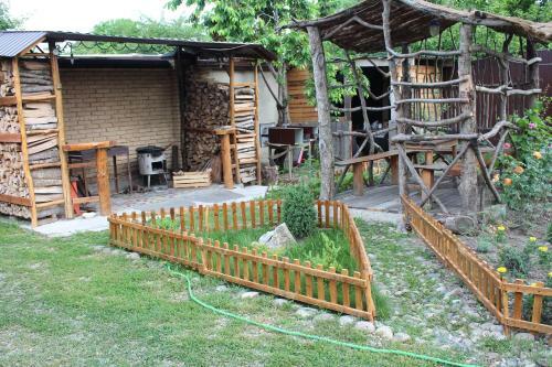 Hostal Guest House U Druzey