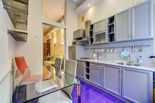 Apartamento Sutkipeterburg Nevsky Prospekt