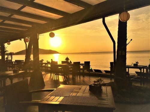 Hotel Kanok Buri Resort And Spa