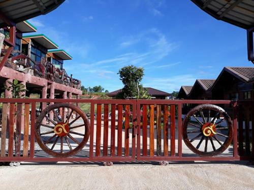 Hostal Maan Mork Khao Kho