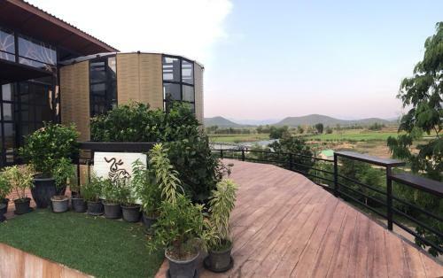 Rai Ruen Rom Organic Farm