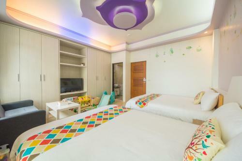 Childlike B&B