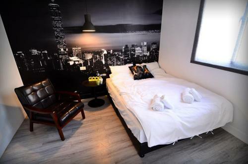 Leaf Hostel
