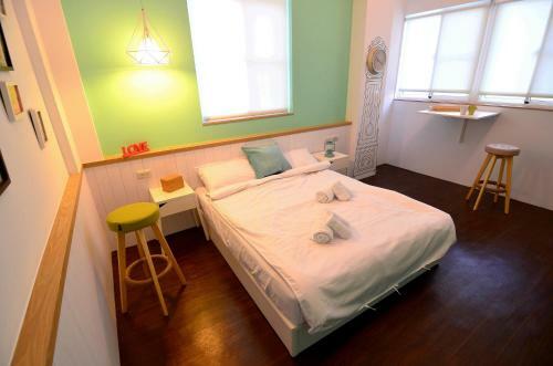 Leaf Hostel
