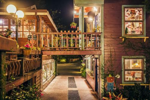 Lodge Olive-tree Village