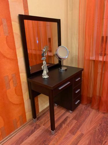 Apartment Near Ukraine Mall