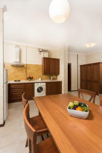 Apartament Hotel By Derenivska Kupil