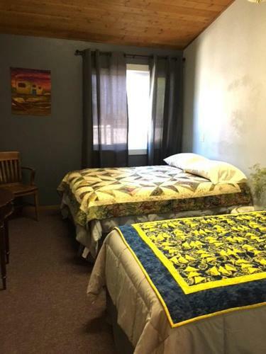 Motel Riverside Retreat And Inn