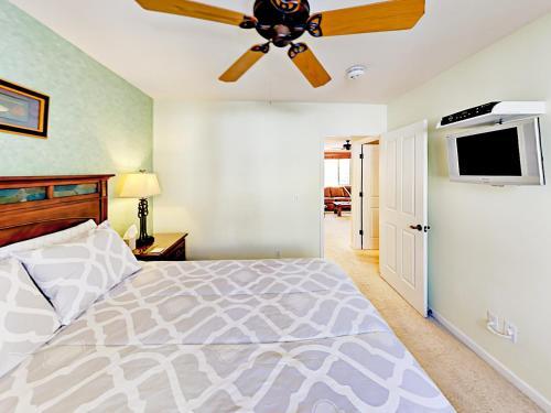 Apartamento 2700 Eagleridge Dr Condo Unit N11