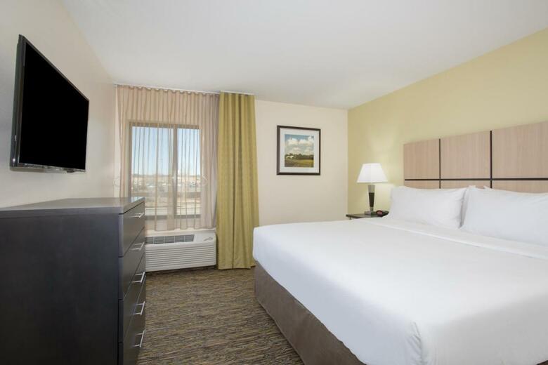 Hotel Candlewood Suites Pueblo