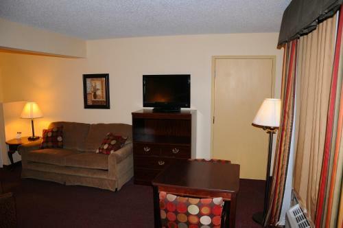 Hotel Super 8 By Wyndham Lamar