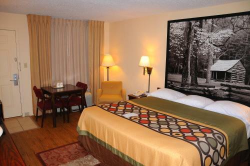 Hotel Super 8 By Wyndham Lamar