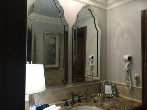 Bed & Breakfast Louisiana Cajun Mansion