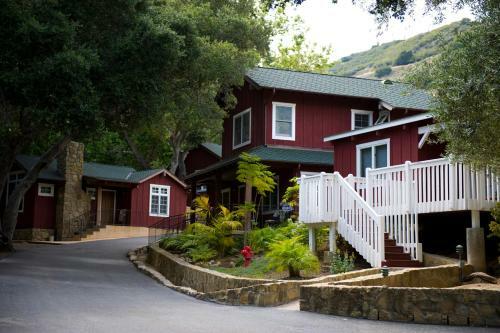 Hotel Circle Bar B Guest Ranch