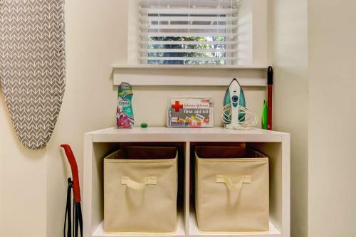 Jbh 115 W 2nd Apt #1