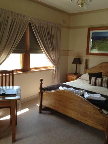 Hostal Walcha Royal Cafe & Accommodation