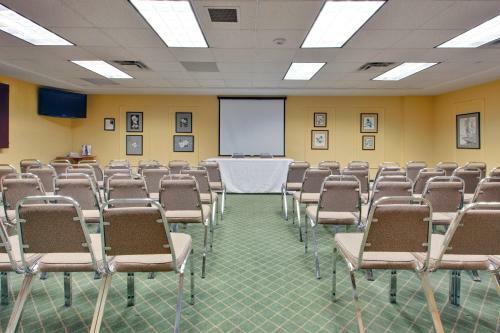 Hotel Holiday Inn Express Dryden