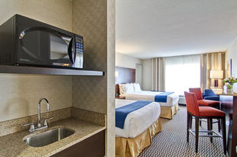 Holiday Inn Express Hotel & Suites Toronto - Markham