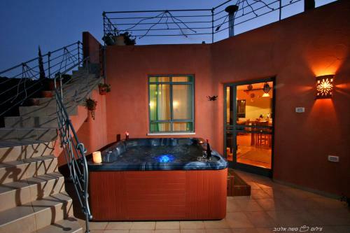 Lodge Emerald Suite