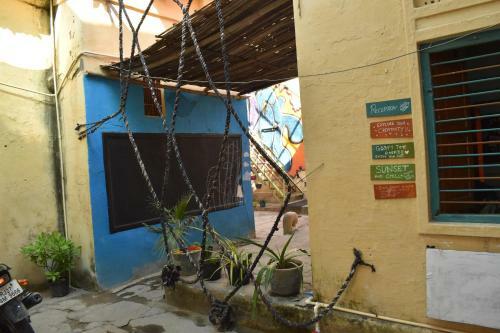 Castle Namahstay Hostel & Art Space