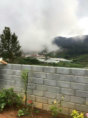 Hotel Vignesh Holiday Inn