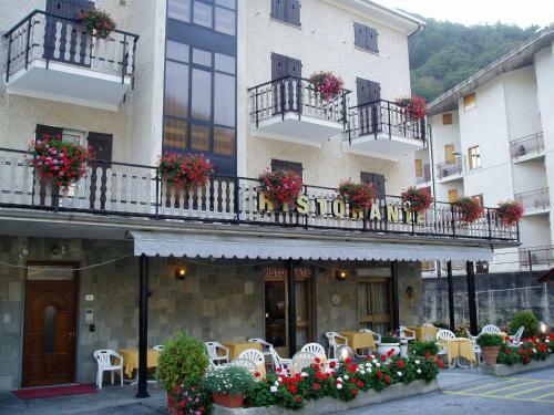 Hotel Albergo Delle Alpi
