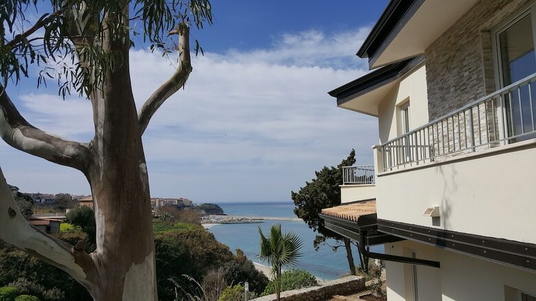 Hostal Borgo Degli Dei - Affittacamere Poseidone