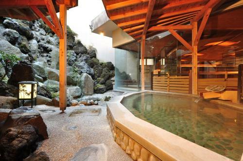 Shitakirisuzumeno Oyado Hotel Isobe Garden