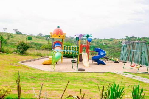 Lodge Game View Hotel