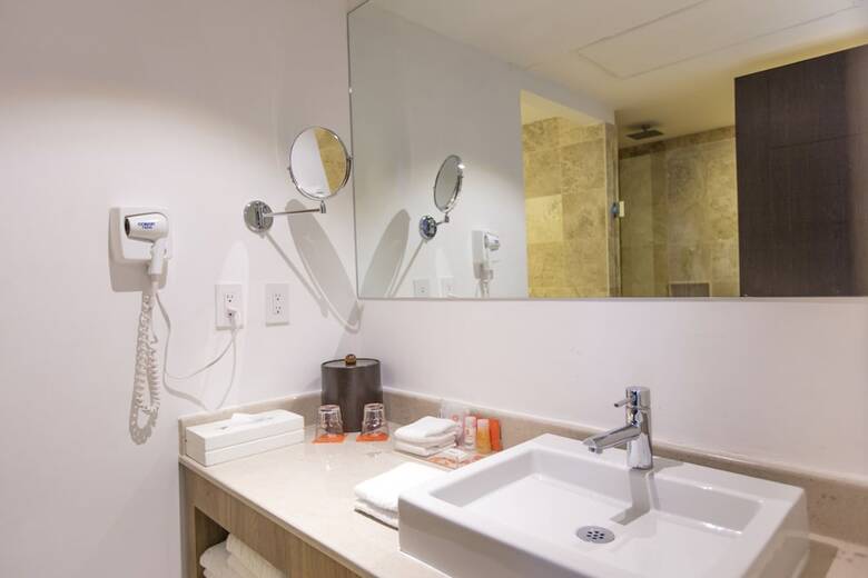 Hotel Krystal Canc�n