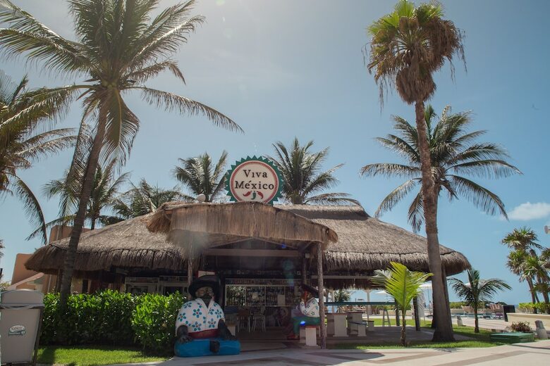 Hotel Wyndham Grand Cancun All Inclusive Resort & Villas