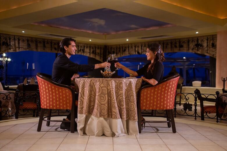 Hotel Wyndham Grand Cancun All Inclusive Resort & Villas