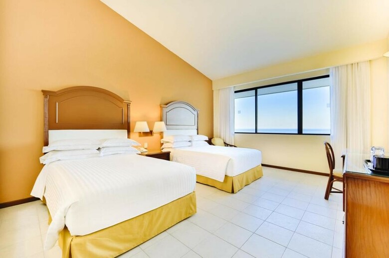 Hotel Occidental Tucanc�n