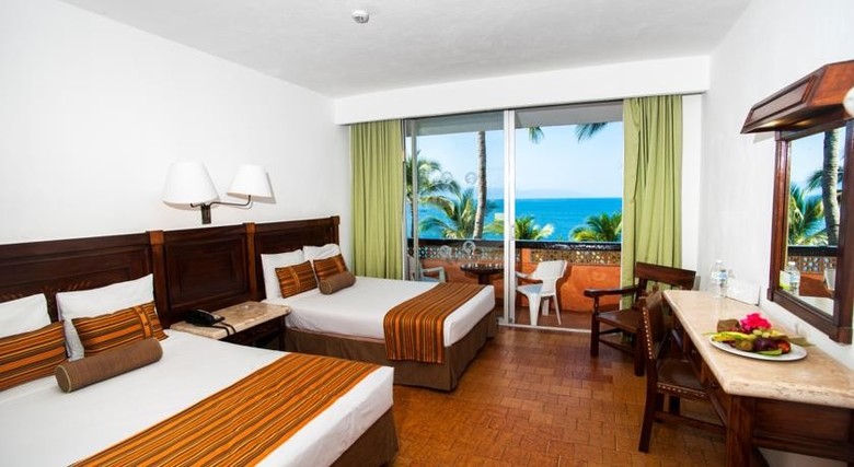 Hotel Las Palmas Beach Resort