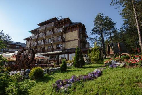 Hotel Iris